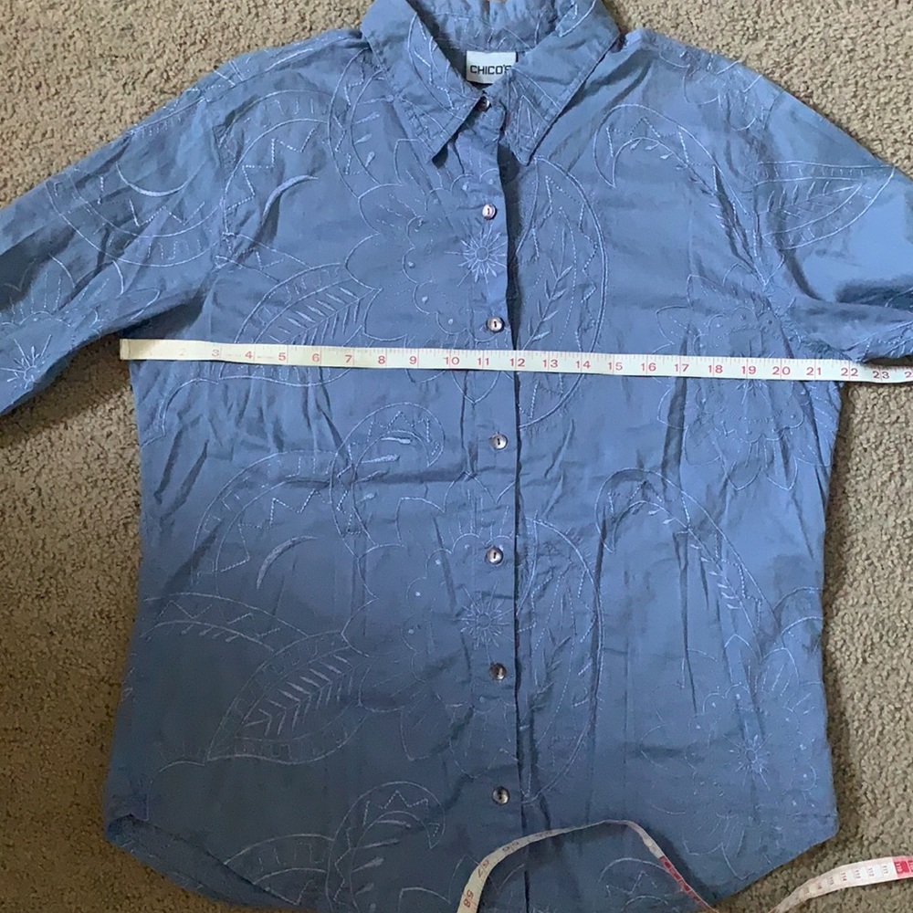 Floral embroidery cuff sleeve button up top M / L - Picture 5 of 10